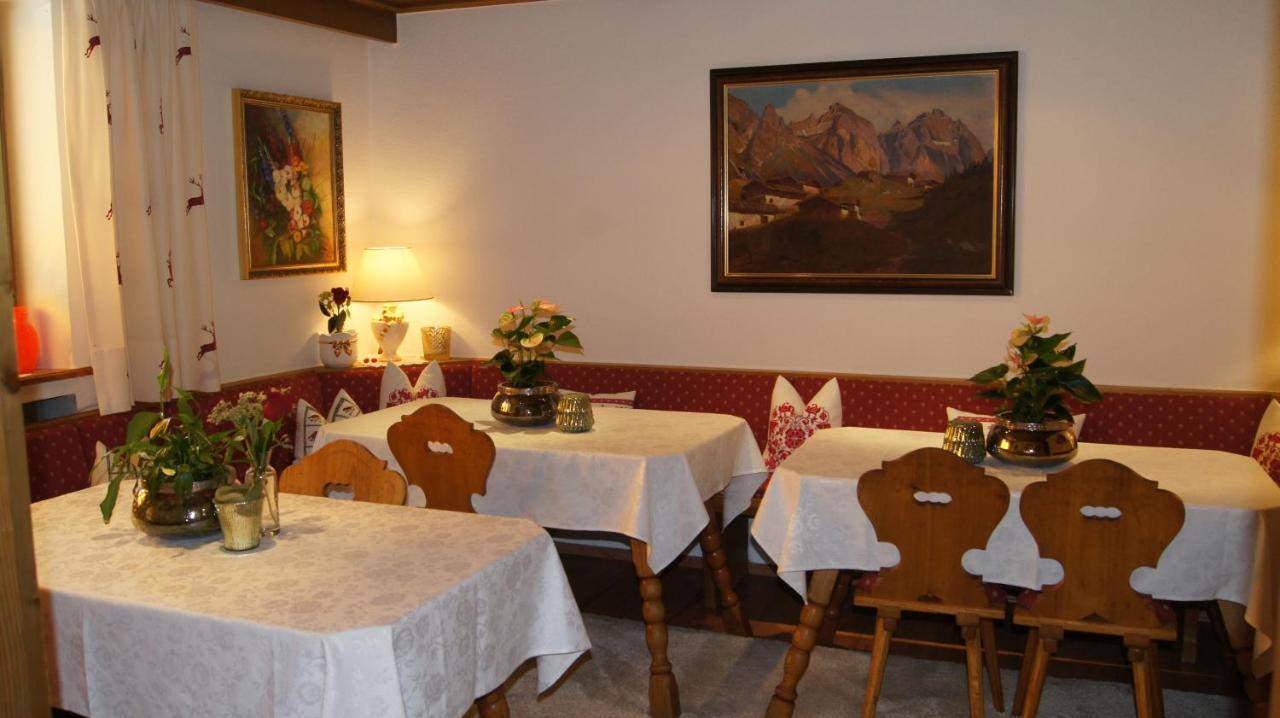 Pension Hartenfels レッヒ エクステリア 写真