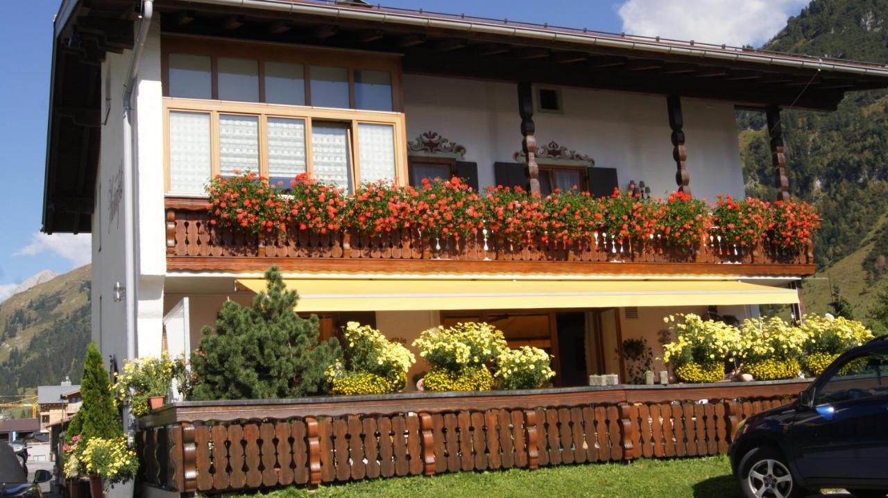 Pension Hartenfels レッヒ エクステリア 写真